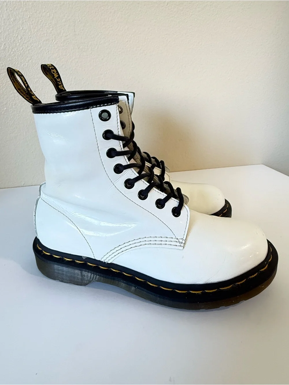 Dr. Martens 1460 White Patent Leather Combat Boots Women’s 7/38 8 Eye Lace Up